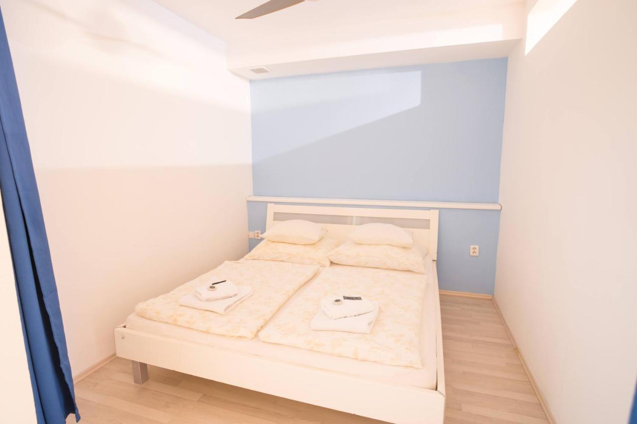 Apartment Vodni With Parking Brno Esterno foto