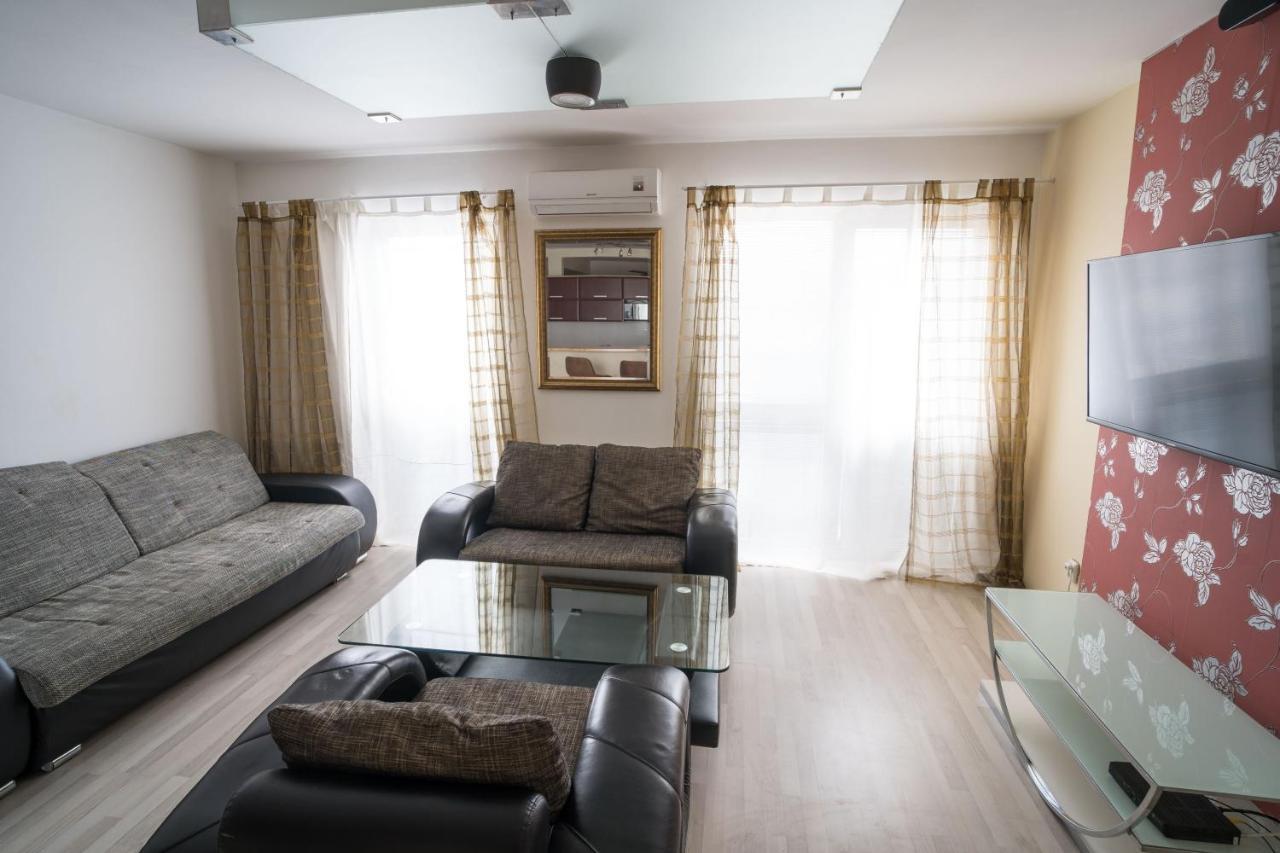 Apartment Vodni With Parking Brno Esterno foto